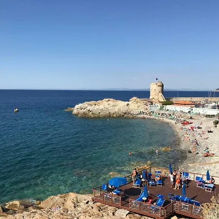 Mono Logge Marciana Marina